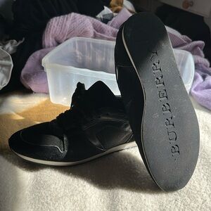 MISMATCHED Burberry Black sneakers